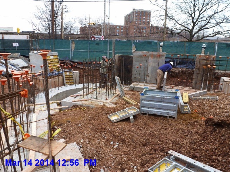 Layout wall at Monumental Stair Facing South (800x600)